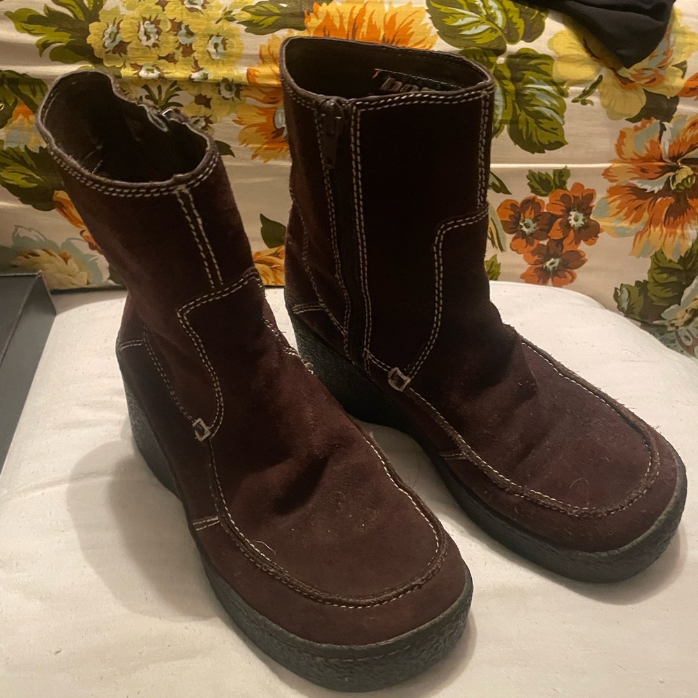 Vintage Bongo Boots